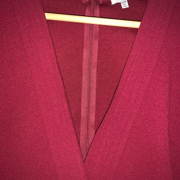 TOBI XS DRESS NWT AVA WINE bodycon deep v front split burgundy long sleeve - Picture 8 of 14